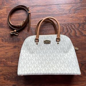Authentic Michael Kors 35T7GCPS3B Cindy Satchel Large Vanilla/Acorn